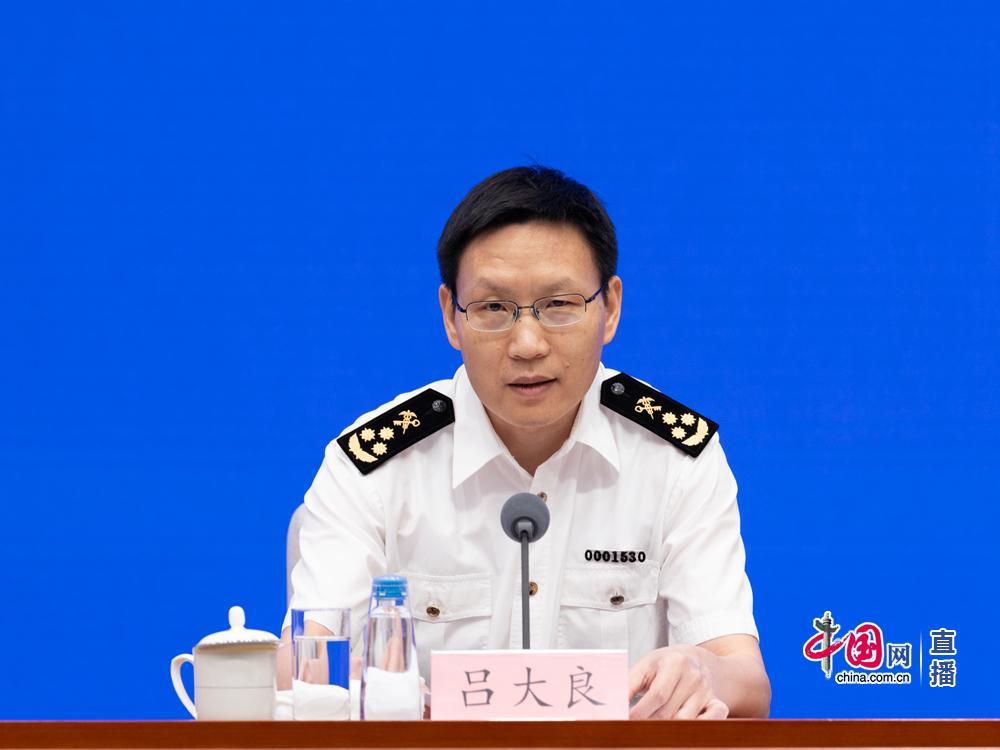 对美国进出口下降84％！海关总署：我国进出口规模历史同期首破20万亿元“新三样”产品增长616%米乐M6 米乐(图2)