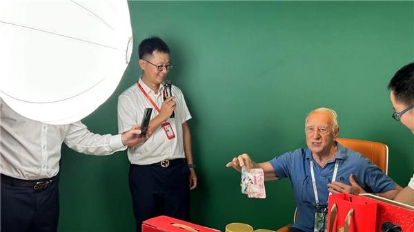 2023中国国际坚果大会圆满落幕 姚生记实力亮相米乐M6 米乐 共襄发展新机遇(图4)