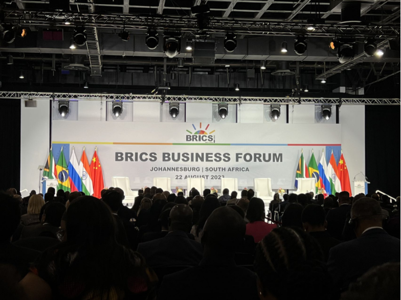 欧坚集团董事长葛基中应邀出席2023南非金砖米乐 M6米乐国家工商论坛(图2)