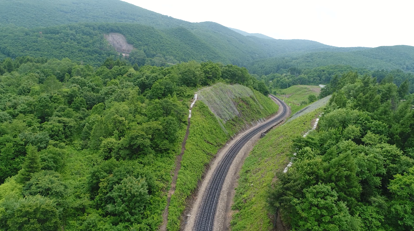 米乐 M6米乐铁路货运一线行“骑马”线上打磨师(图3)