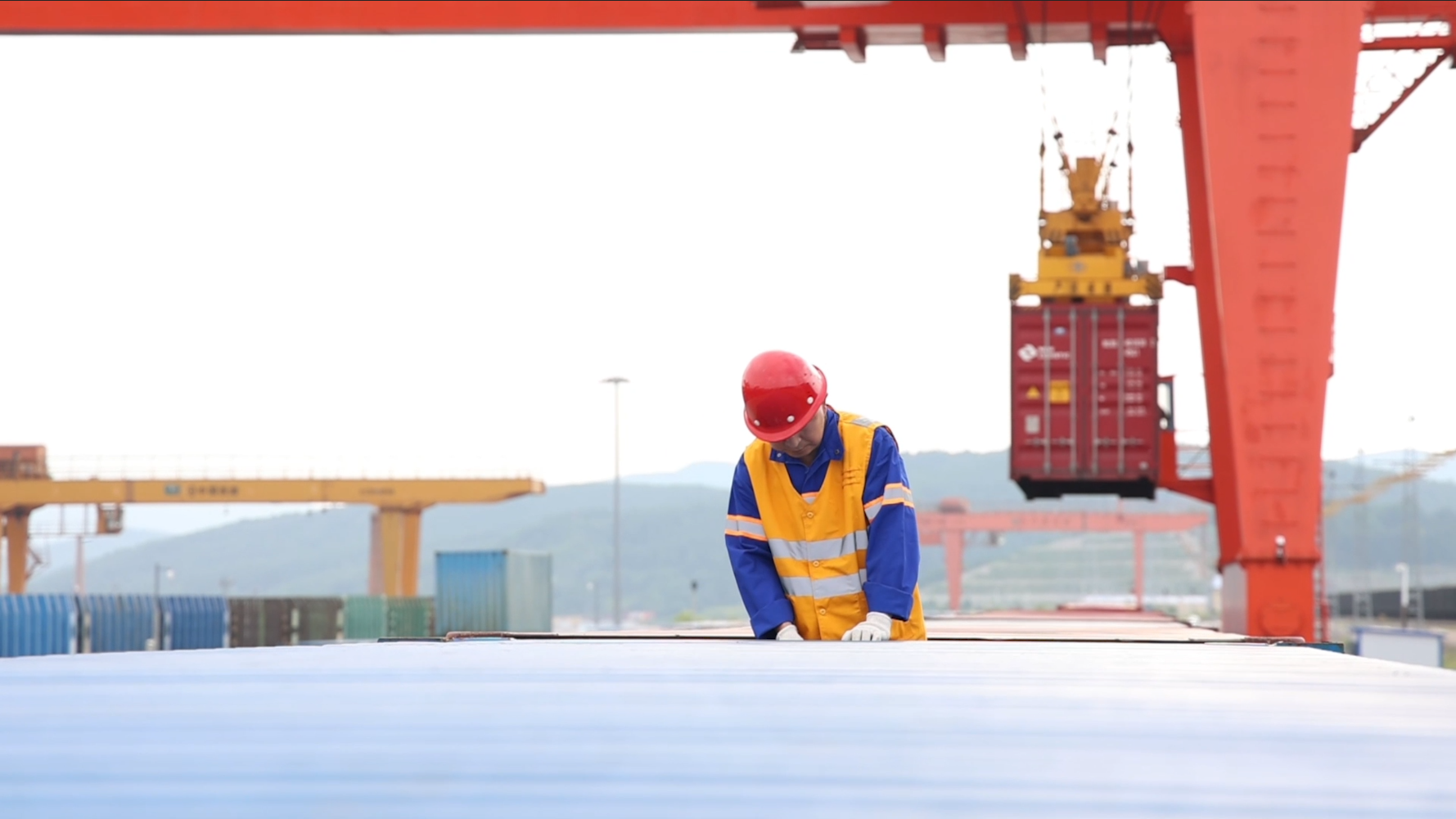 米乐 M6米乐绥芬河铁路口岸：前8个月进出口运量突破570万