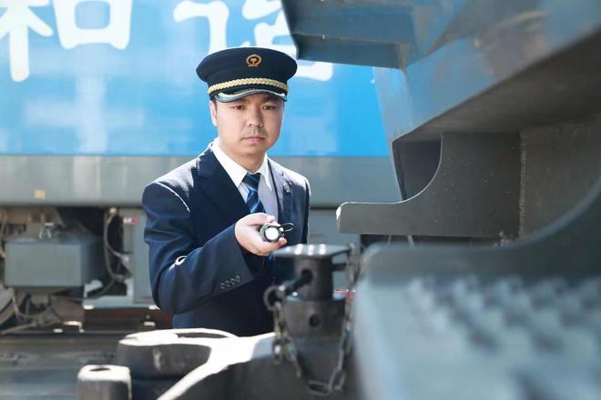 米乐M6 米乐成都始发中欧班列这十年｜丝路十年(图3)