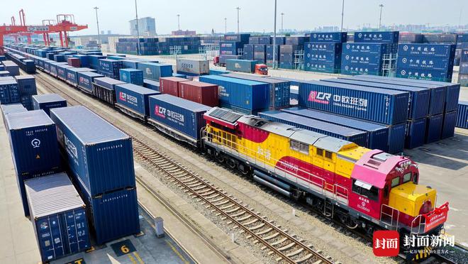 米乐M6 米乐成都始发中欧班列这十年｜丝路十年(图4)