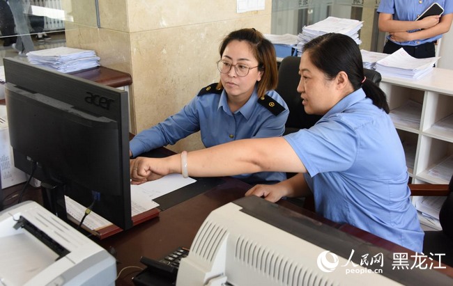 中欧班列“东通道”丨满洲里铁路口岸助力中欧班列跑出“加速度”米乐M6 米乐(图3)