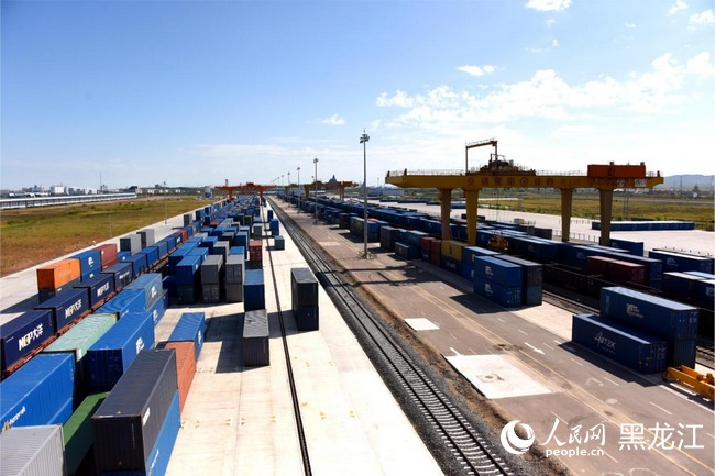 中欧班列“东通道”丨满洲里铁路口岸助力中欧班列跑出“加速度”米乐M6 米乐(图2)