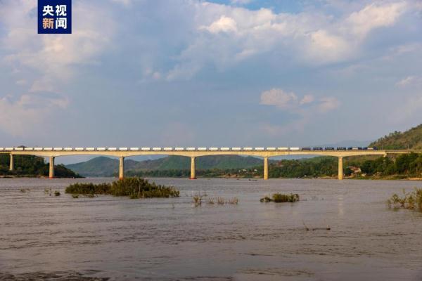 米乐M6 米乐中老铁路开通22个月累计运输货物2680多万吨(图2)