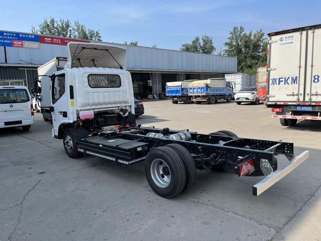 米乐M6 米乐北京新能源货车智蓝吉利蓝擎预挂车(图4) 米乐M6 米乐北京新能源货车智蓝吉利蓝擎预挂车(图4)