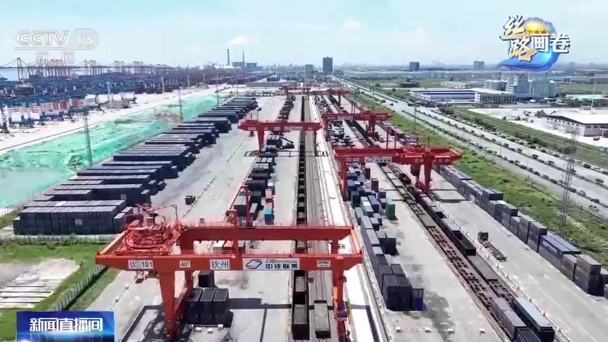 米乐 M6米乐联通“一带一路”的金色纽带 西部陆海新通道跑出“加速度”(图4)