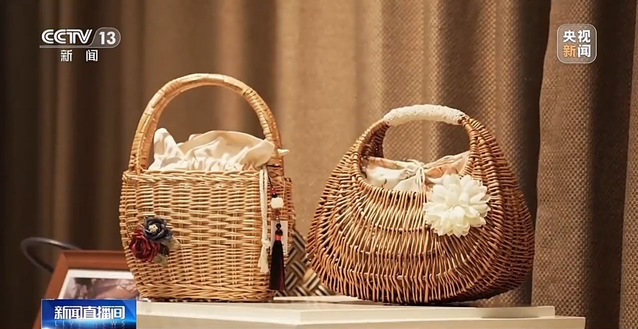 米乐 M6米乐海关总署公布今年前三季度外贸数据 货物贸易进出口总值超30万亿元(图7)