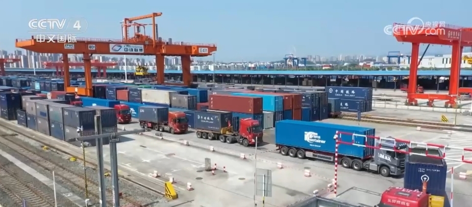 中国外贸“三稳四好”！增长实实在在 韧性强、综合竞米乐 M6米乐争力足(图8)