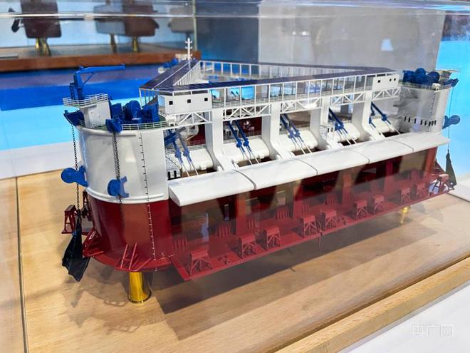 强信心 稳预期 促发展｜“双万”新起点米乐 M6米乐东莞拥抱“黄金内湾”驶向深蓝(图2)