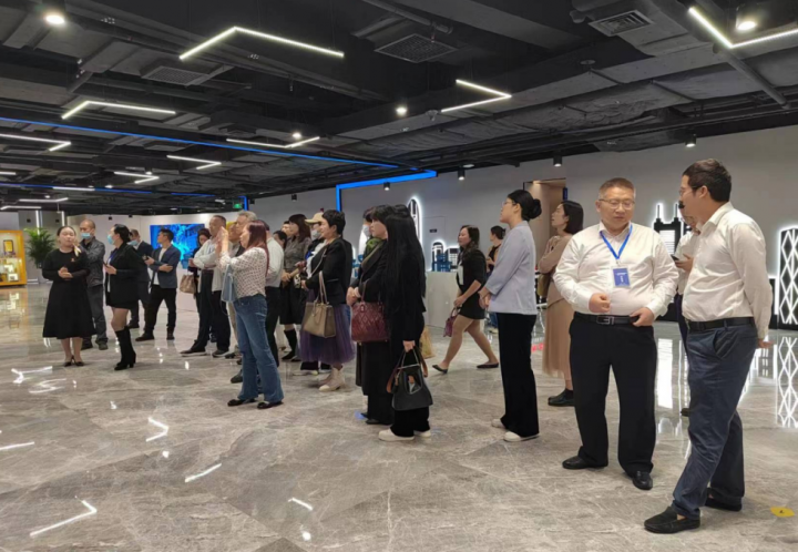 “2023中国国际科技消费座谈会暨数字产业发展峰会”在鹏城隆重举行(图36)