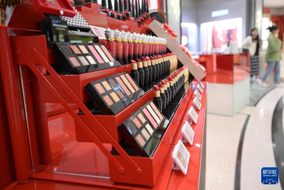 2023年海南外贸进出口规模创历史新高(图2)