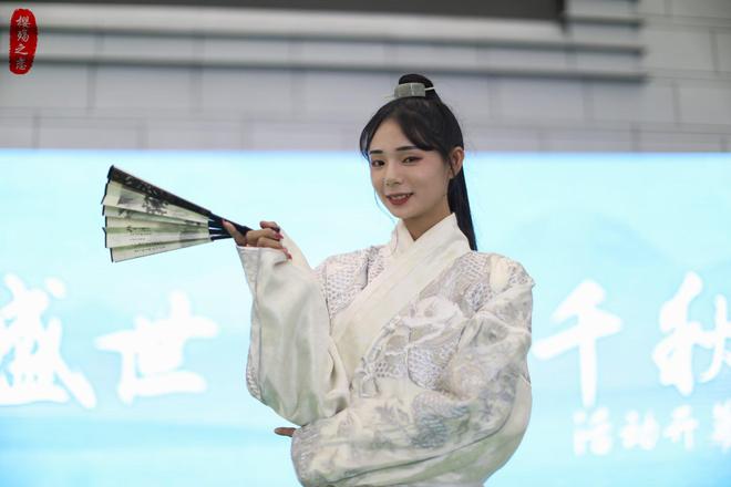 2023年各大城市进出口总额排名宁波领先广州杭州冲进前十