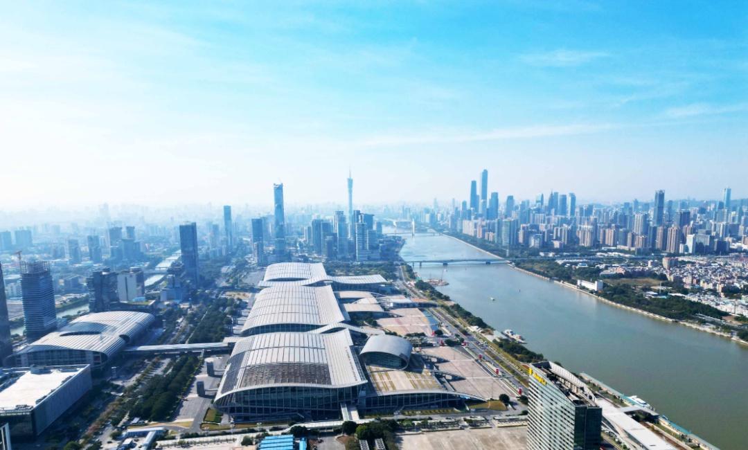 北呼南应“国家队” ④｜“开放之门”的对话：中国国际服务贸易交易会“连线”中国进出口商品交易会(图8)