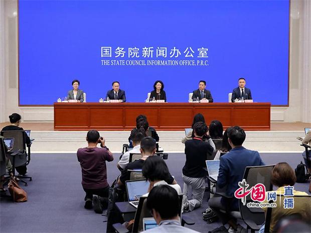 中国发布丨上半年新能源乘用车零售量增长331% 货物进出口规